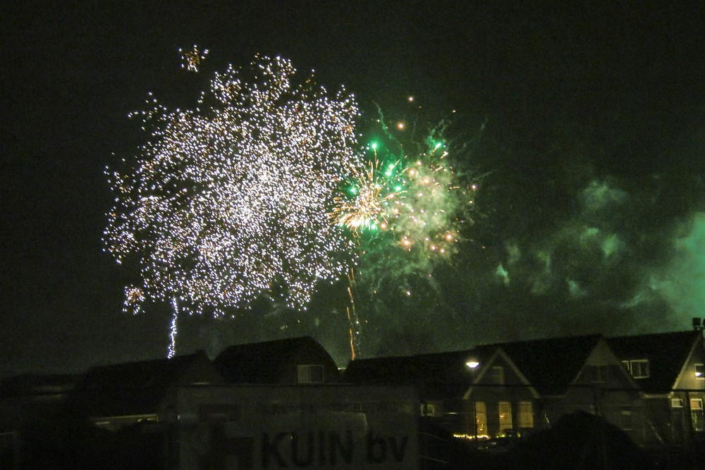 231231 SintNyk vuurwerk 5  1000